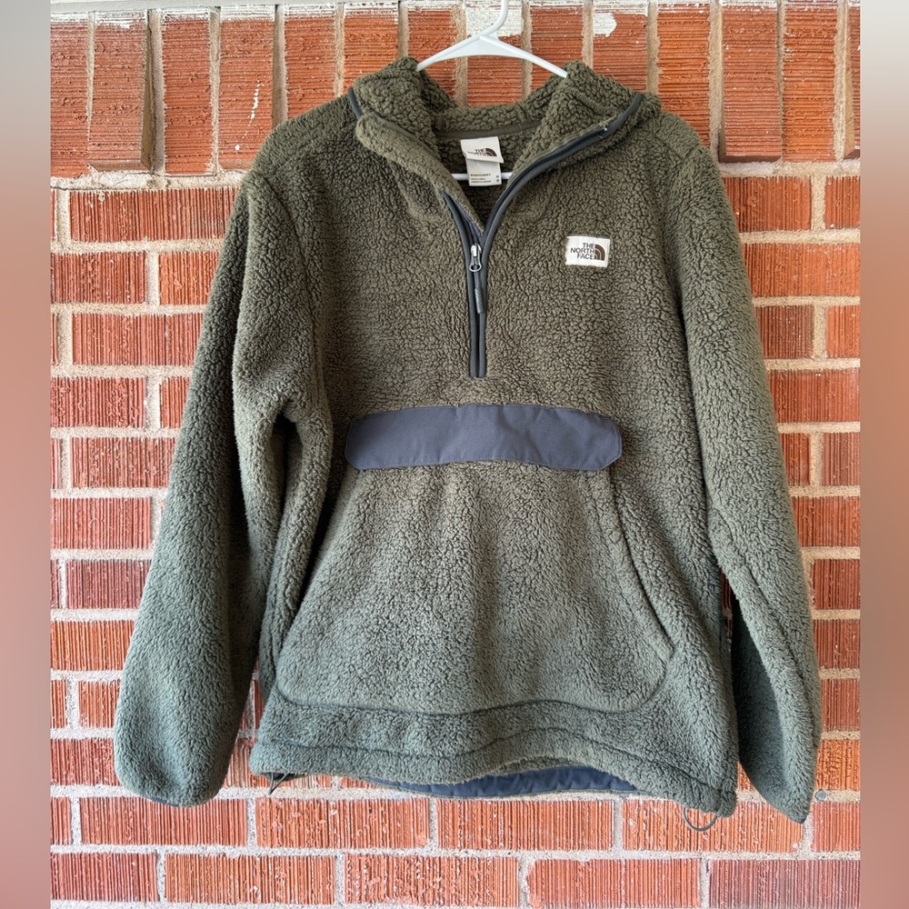 Men’s north face olive green teddy fleece half zip pullover hoodie